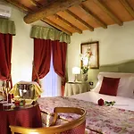 Joivy Together Secret Nest Hotel